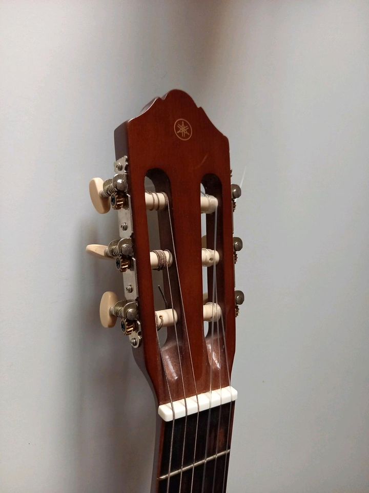 Yamaha cx 40 Gitarre in Albachten