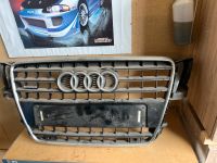 Audi A5 8T Kühlergrill 2007 Nordrhein-Westfalen - Dörentrup Vorschau