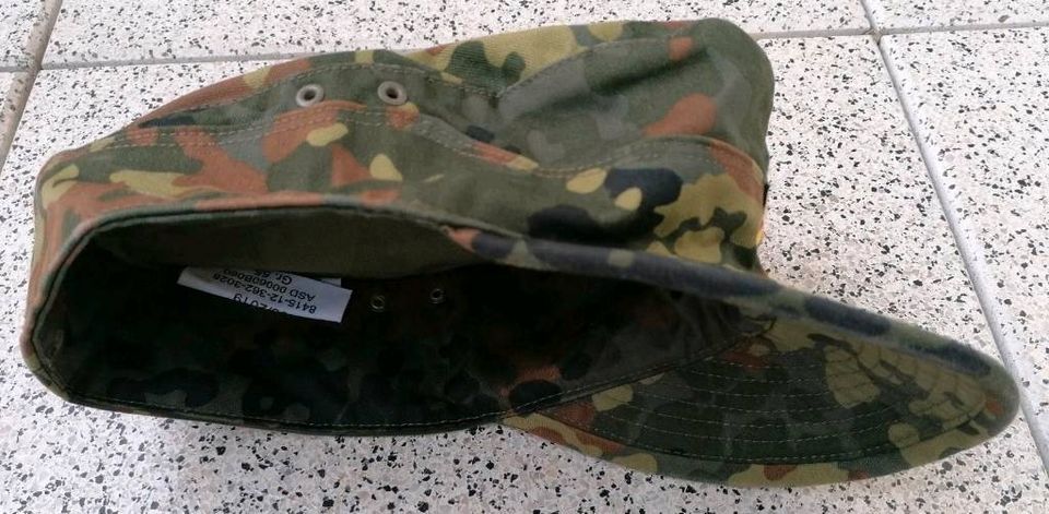 Original Bundeswehr Bw Feldmütze Flecktarn Schirmmütze Cap Gr. 55 in Wiesbaden