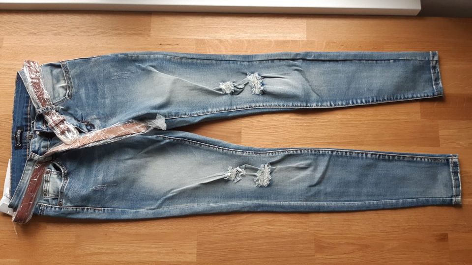 neue Skinny-Jeans (Gr. XS) von Seventyseven zu verkaufen in Lahnstein