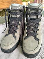 Lowa Wanderschuhe,Gr.41,5 Rheinland-Pfalz - Friesenhagen Vorschau