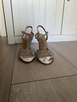 Stilettos Pumps Sandalen Silber Glitzer Gr 38 wie neu Niedersachsen - Hemmoor Vorschau