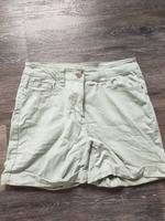 Amisu Shorts hellgrün Niedersachsen - Syke Vorschau