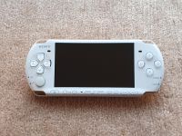 PSP 3004 weiß mit 26 Spielen+32GB Speicherkarte+Ladekabel Baden-Württemberg - Ludwigsburg Vorschau