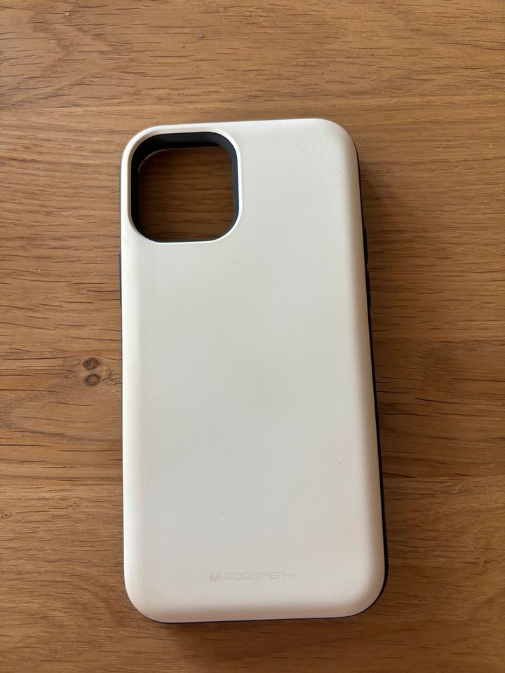 iPhone 12 Hülle mit Kartenhalter und Spiegel in Hemsbach