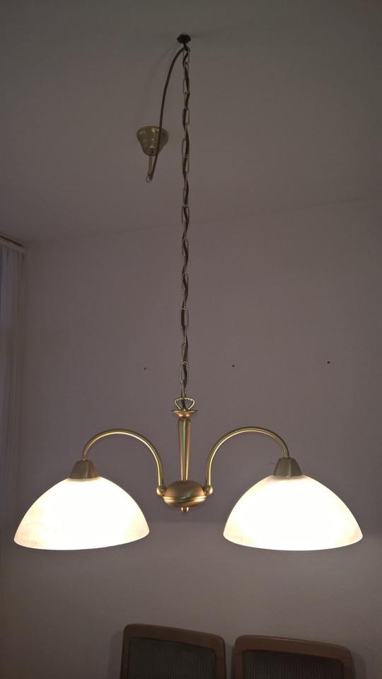 2-armige Deckenleuchte (hängend), Lampenaufhängung in Messing in Döhlau
