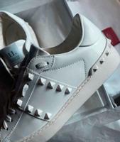 Valentino Garavani Rockstud Untitled Sneaker Weiß Nordrhein-Westfalen - Gladbeck Vorschau
