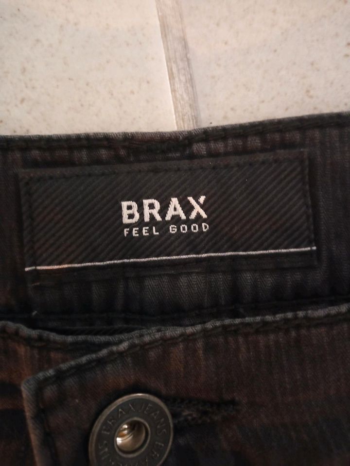 Brax Herren Jeans ungetragen in Oberhausen
