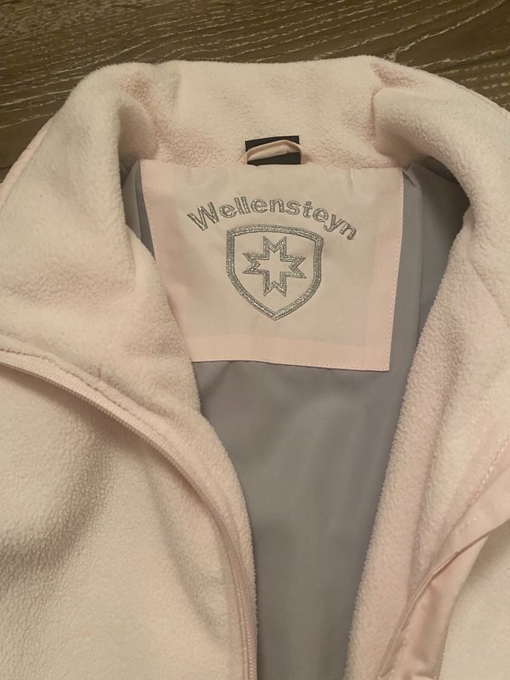 Fleecejacke von Wellensteyn, rosa, Gr. 34 (XS) in Frankfurt am Main