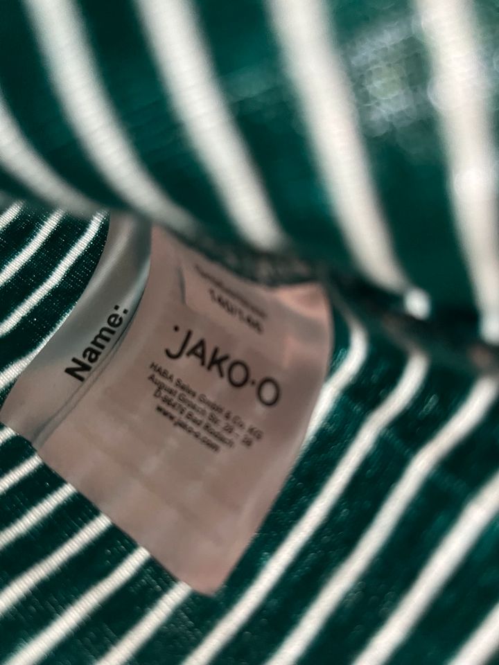 Jako o T-Shirt Gr. 140/146 grün in Karben