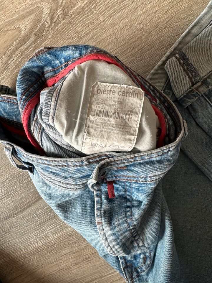 Pierre Cardin jeans W:38/L: 34 in Frankfurt am Main