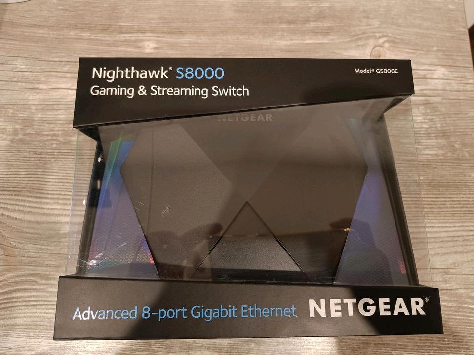 Netgear nighthawk s 8000 switch in Villmar