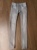 Jeans Hose Jeanshose Größe 176 Garcia Nordrhein-Westfalen - Witten Vorschau