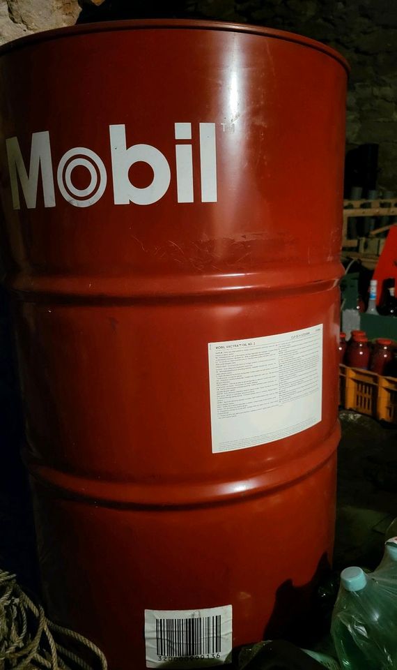 Ölfass 208 Liter inkl. Pumpe, Tonne, Behälter in Weinböhla