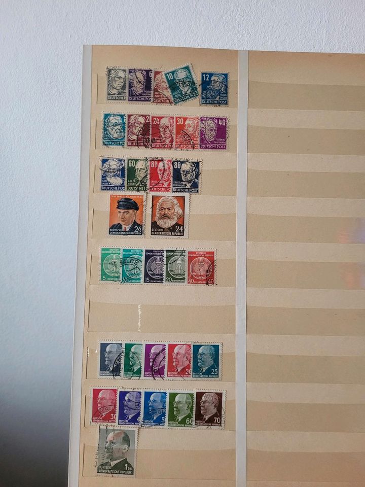DDR Briefmarkenalbum in Fellbach