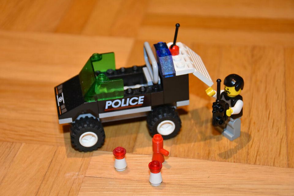 Lego System Polizeistation 6332, 6328, 6324, Transporter Hubschra in Gießen