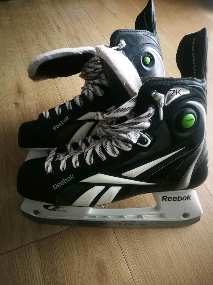 Eishockey Schlittschuhe RBK 7K pump in Memmingen