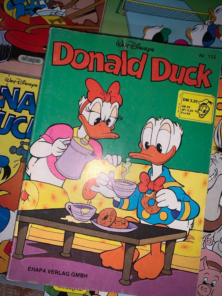 15x Donald Duck in (sehr) guten Zustand (1980-1995) in Staufen im Breisgau