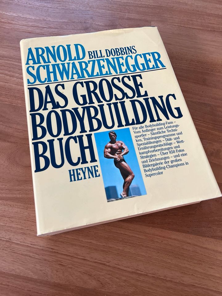 Arnold Schwarzenegger „Das Große Bodybuilding Buch“ Heyne in Zeven