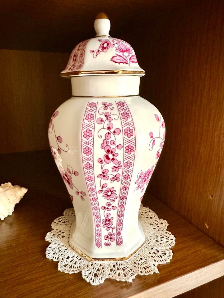 Vintage! DDR Lichte Porzellan Vase, Goldrand, Deckelvase in Gotha