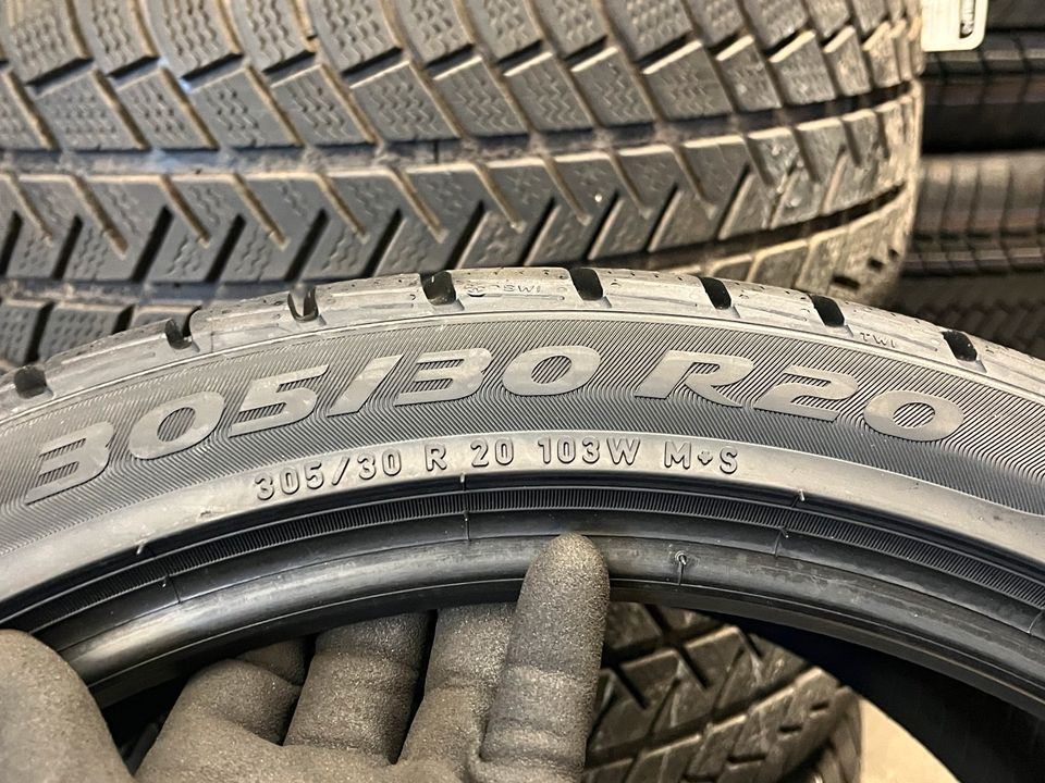 1x NEU 305/30 R20 XL Pirelli SottoZero 3 Winterreifen M+S L in Pattensen