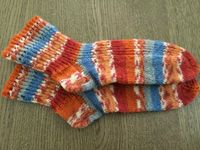 Gestrickte Socken by Oma - Größe 35 Baden-Württemberg - Gäufelden Vorschau