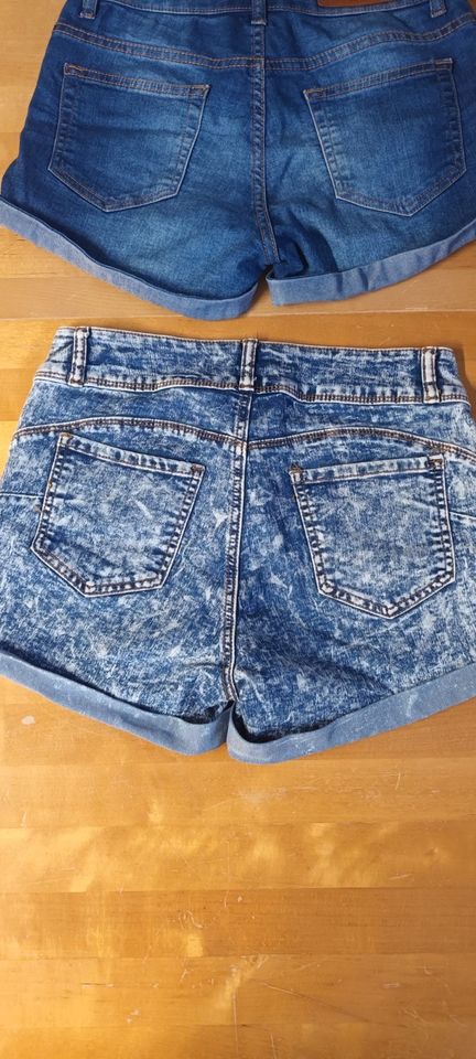 3 Jeans Shorts kurze Hosen Gr. 36 S von H&M in Stulln