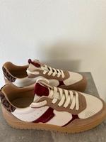 Tamaris Sneaker Leo-Optik braun/rot Gr 41 Rheinland-Pfalz - Kettig Vorschau