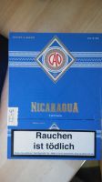 blaue leere Zigarrenkiste Holz Nicaragua Tipitapa - aufklappbar Nordrhein-Westfalen - Mettmann Vorschau
