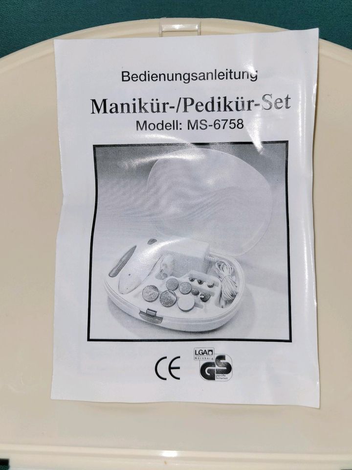 Elektrisches Maniküre/Pediküre Set in Leuna