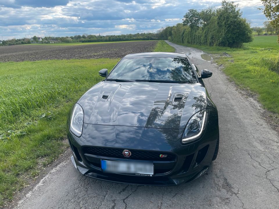 Jaguar F-Type Coupe SRT in Ahlen