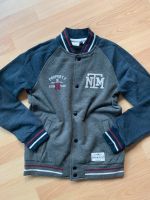 Name it Sweatjacke Collegejacke Gr. 122/128 Neuwertig Niedersachsen - Seevetal Vorschau