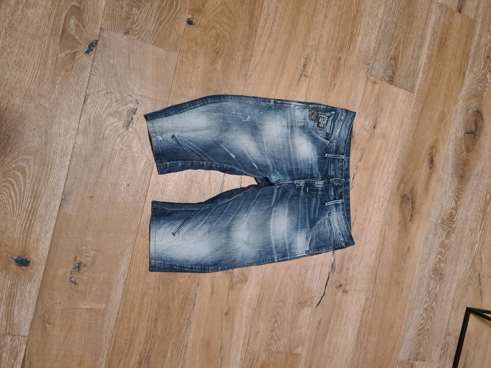 Kurze Jeans G-Star W26 Shorts umgenäht in Südlohn