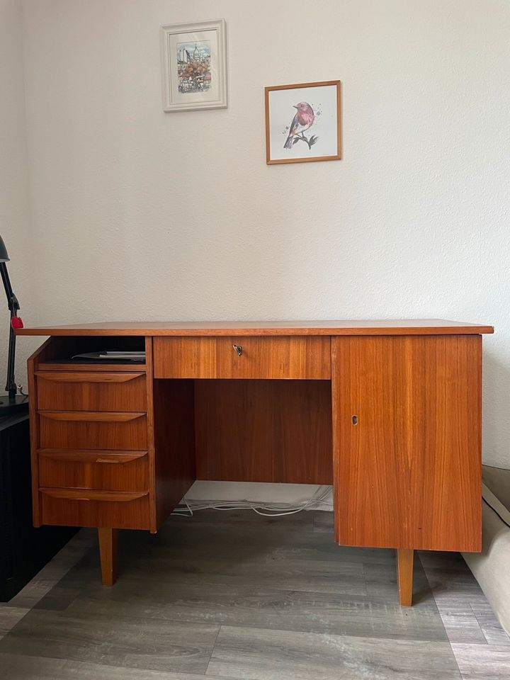 Mid Century Schreibtisch Vose Teak 60er Jahre in Hannover