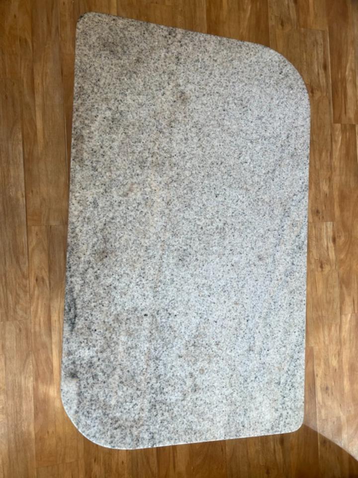 Couchtisch / Wohnzimmertisch Stein Sonderanfertigung Höhe 61cm in Durmersheim