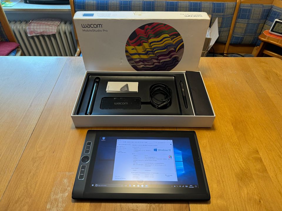 Wacom Mobilestudio 13 DTH-W1320L i5-6267U - 8GB Ram - 128GB SSD in Bad Hersfeld