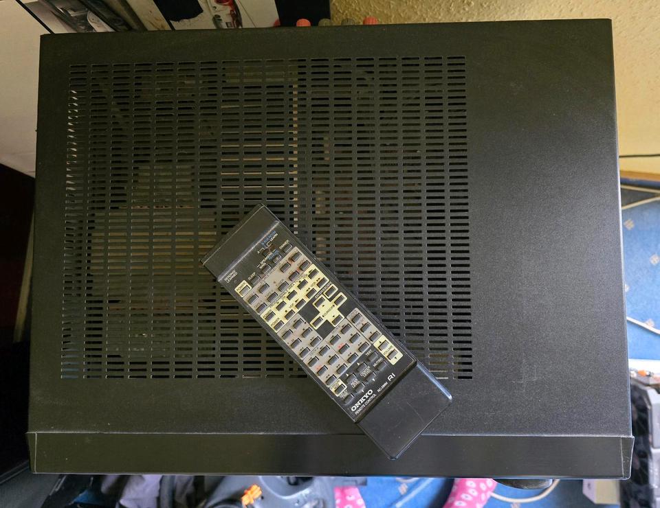 Onkyo TX-SV 727 Dolby Surround DSP Receiver inkl Canton Boxen in Hohenhameln