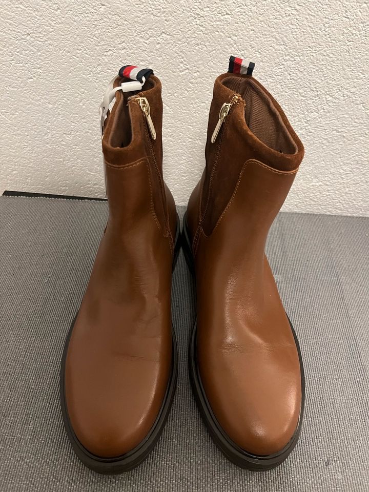 Tommy hilfiger Stiefeletten Stiefel neu Leder 39 Schuhe in Frankfurt am Main