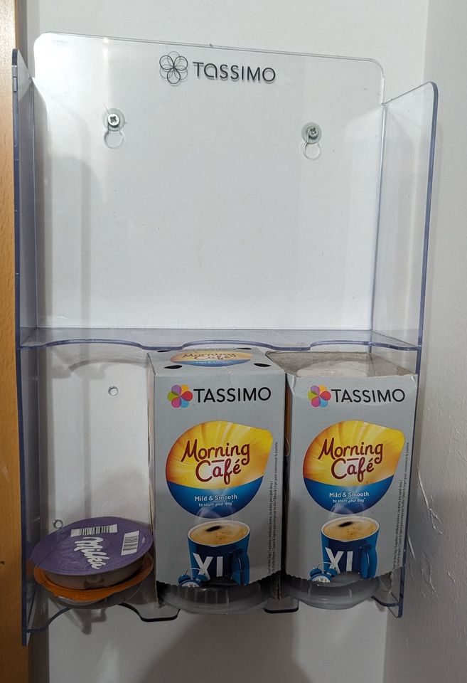 Tassimo Happy mit Zubehör in Erfurt