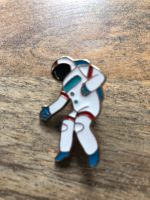 Anstecknadel PIN Astronaut etwa 2,5cm Leipzig - Volkmarsdorf Vorschau