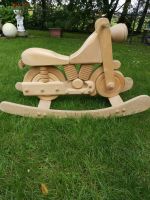 Schaukelmotorrad echt Holz Nordrhein-Westfalen - Olpe Vorschau