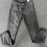 s.Oliver Jeans Shape Super Skinny schwarz dunkelgrau Gr. 36 Stuttgart - Stuttgart-West Vorschau