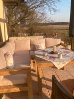 Schöne Lounge mit Tisch zu verkaufen Brandenburg - Luckau Vorschau