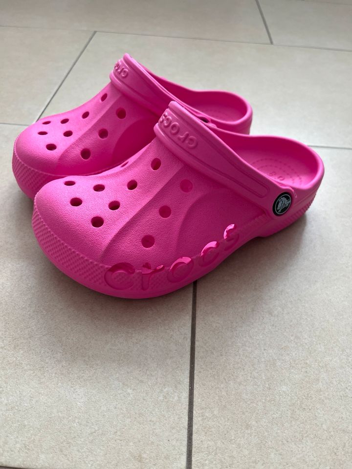 Mädchen Crocs, Hausschuhe, Strandschuhe, pink, Größe 32/33 NEU in Nürtingen