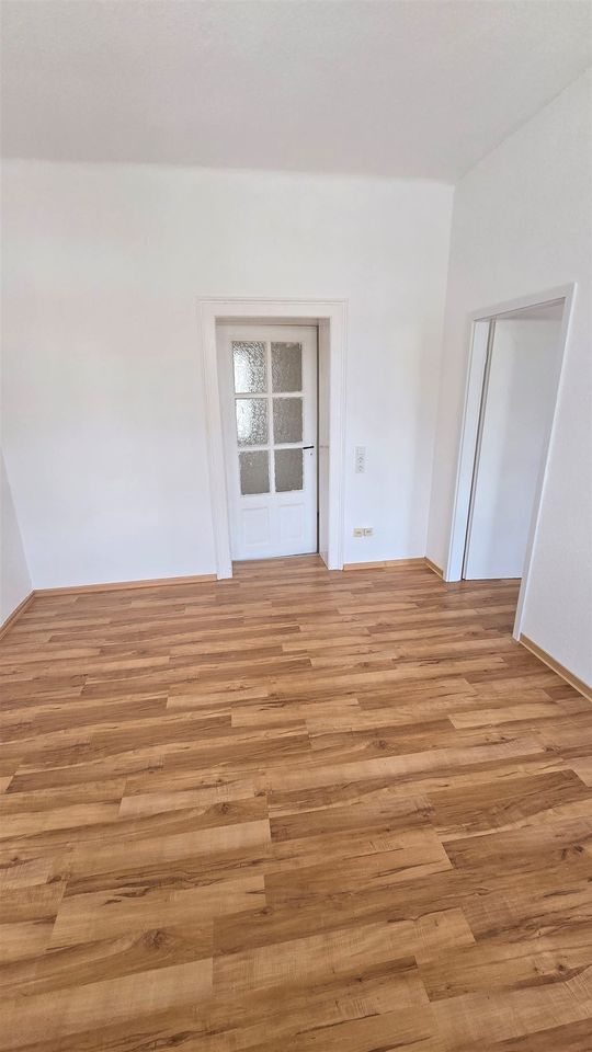 Neu renovierete, zentrumsnahe 4-Raum-Wohnung! in Meuselwitz