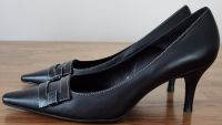 schwarze Pumps mit Schnalle aus Leder von Buffalo in 38 Frankfurt am Main - Nordend Vorschau