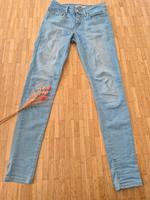 Levis Jeans hellbau Größe 27 Baden-Württemberg - Pforzheim Vorschau