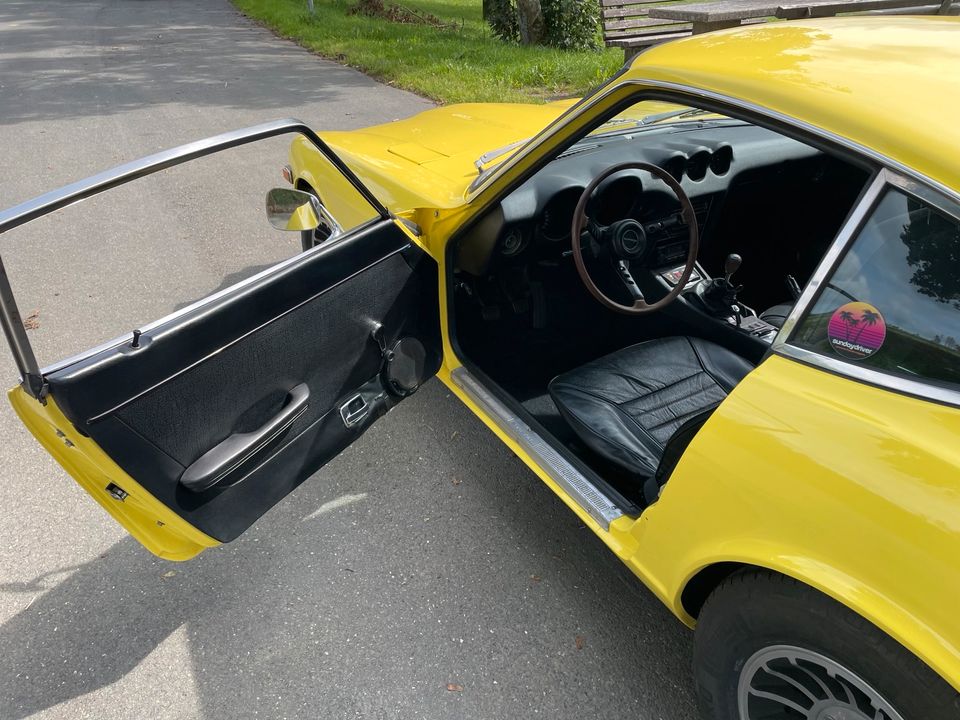 Datsun 240Z Serie 2 Bj 1972 Schalter  H-Kennzeichen in Leipzig