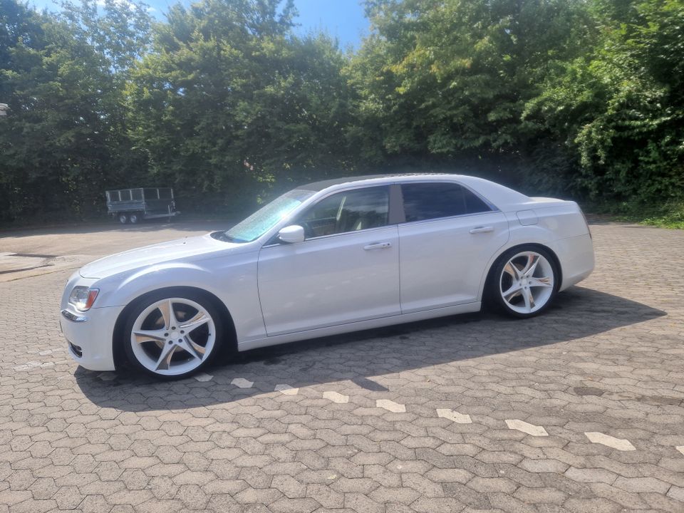 Chrysler 300c 3.6 V6 Limo Automatik - Luxus Tuning Unikat US-Car in Fuchsstadt