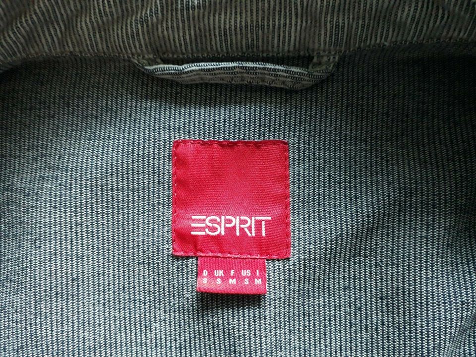 Esprit taillierte Cord-Jacke Größe S in Mauritz